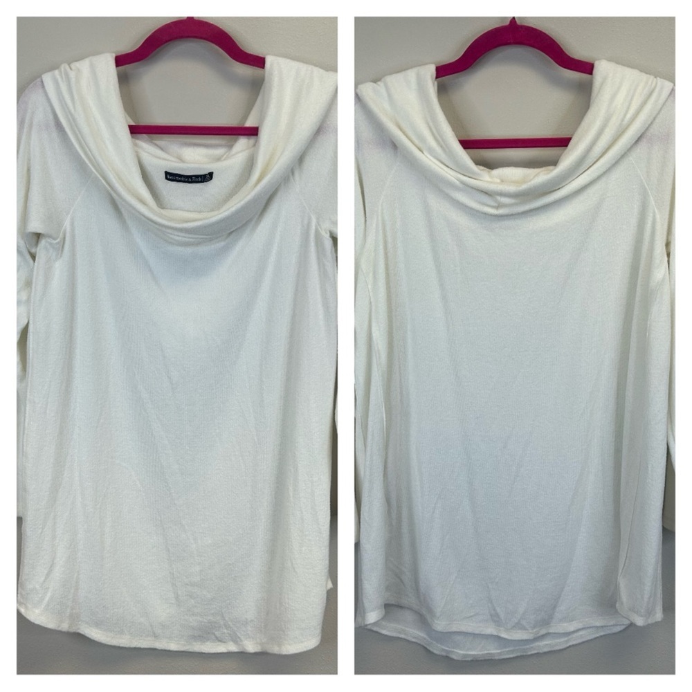 Abercrombie & Fitch XL Cream Cowl Neck Sweater Soft Warm Knit Fuzzy Casual